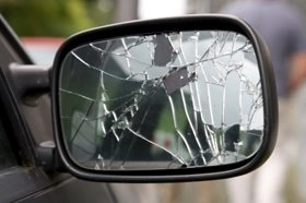 Do You Need Vehicle Mirror Damage Repair?